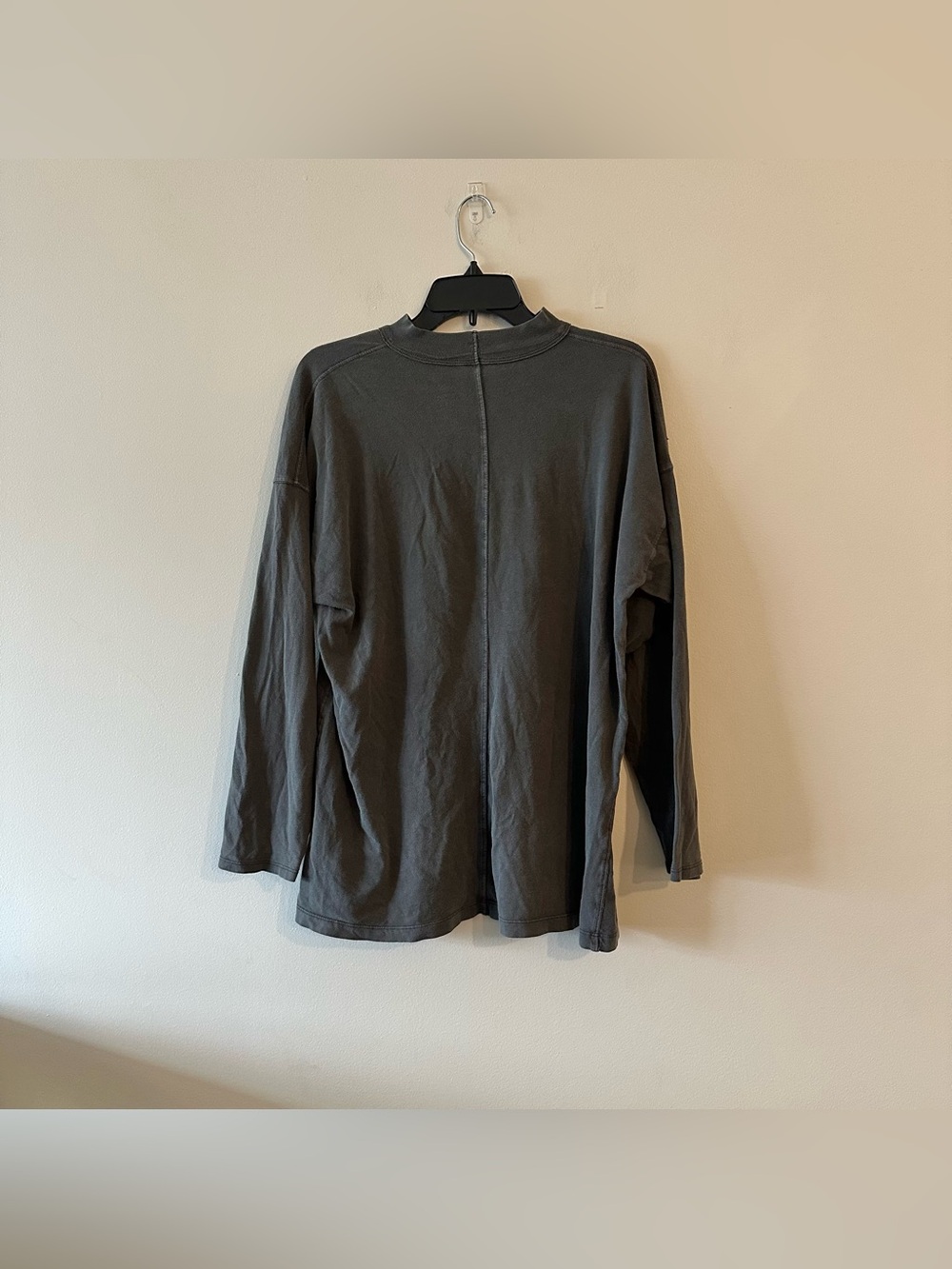 We The Free People Be Tunic T Shirt Top Washed Black Grey Oversized Tee S
Color - Picture 2 of 6